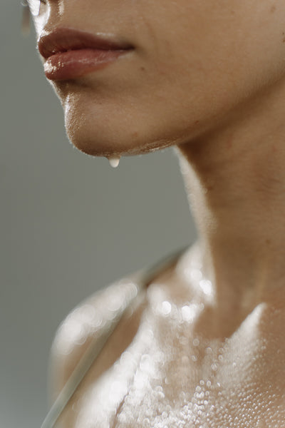 Sweat & Skincare: Navigating the Challenges of Post-Workout Skin Care Routine for Athletes